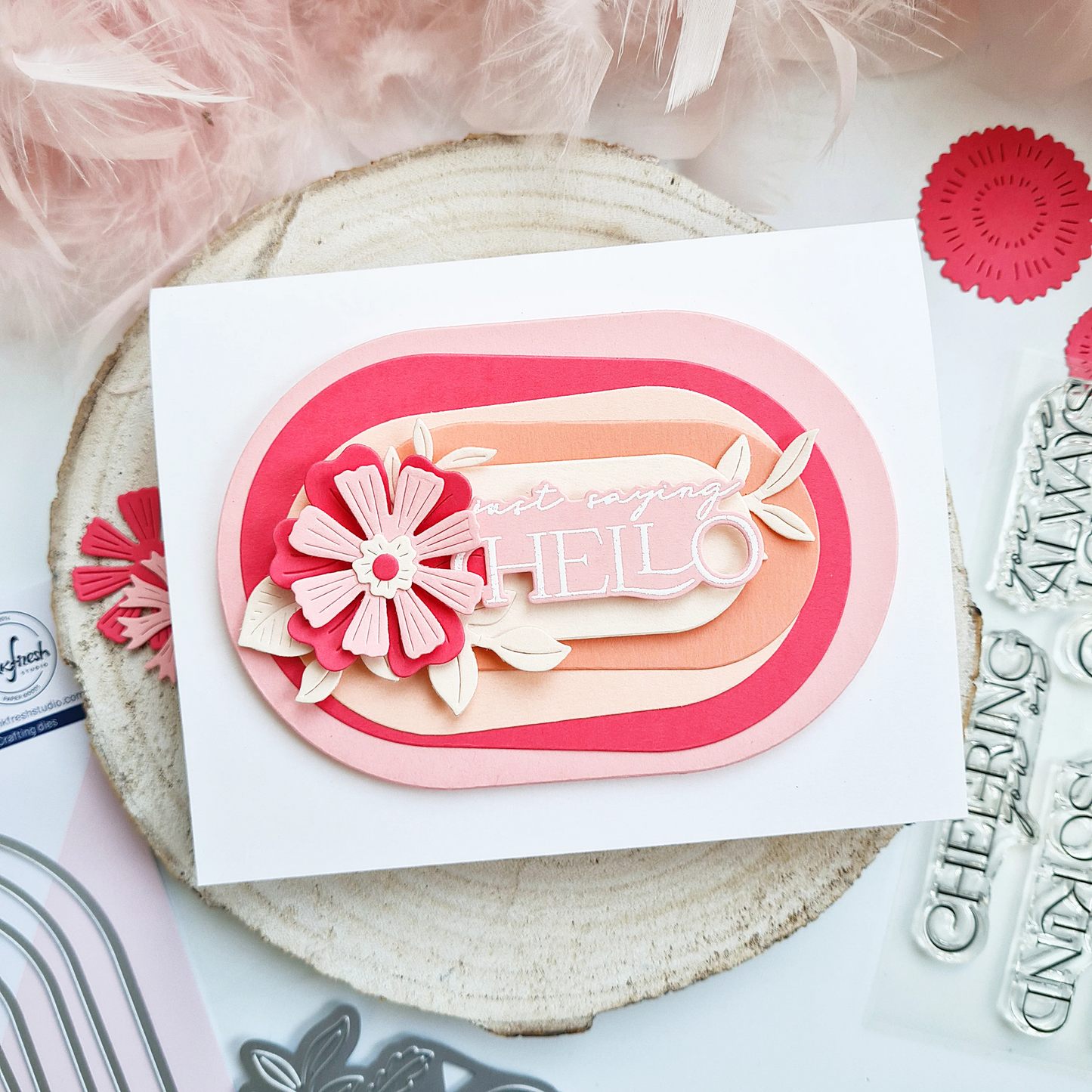 Essentials: Nested Elongated Ovals Die