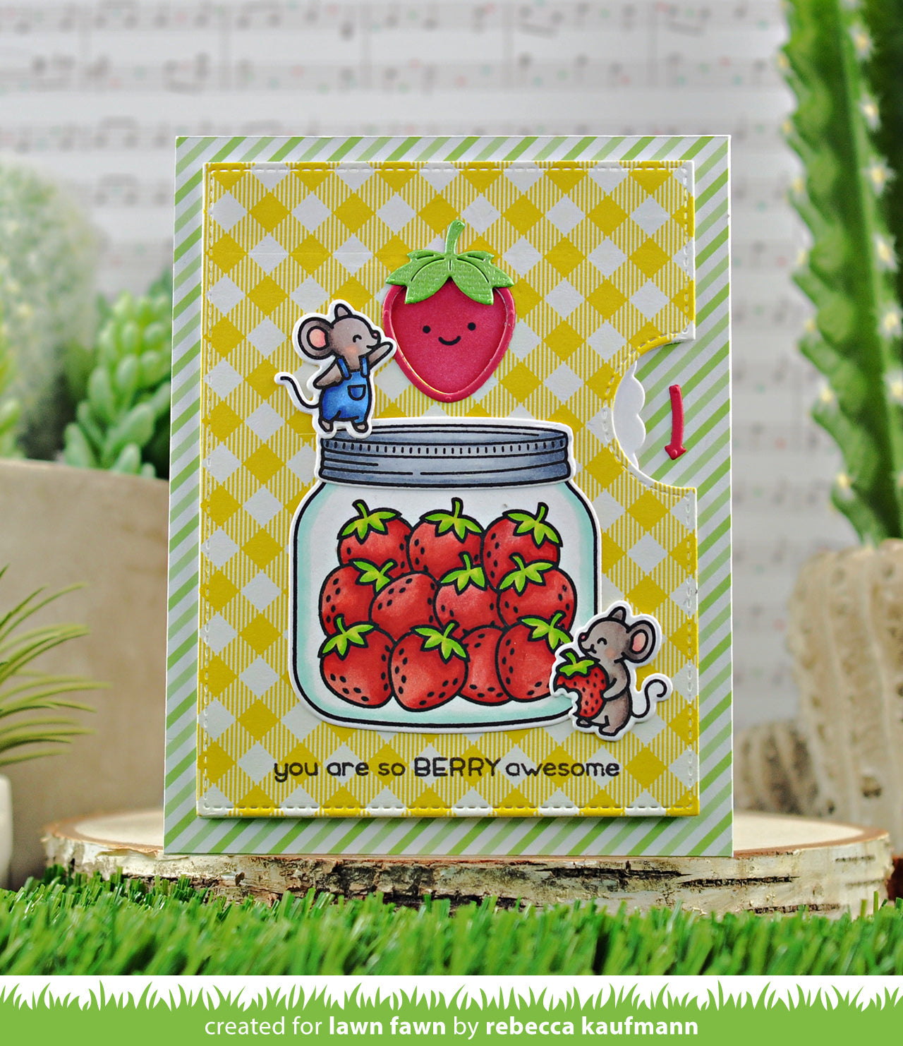 Reveal Wheel Strawberry Add-On Lawn Cuts