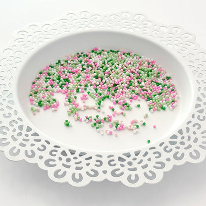 Mistletoe Kisses Shaker Beads