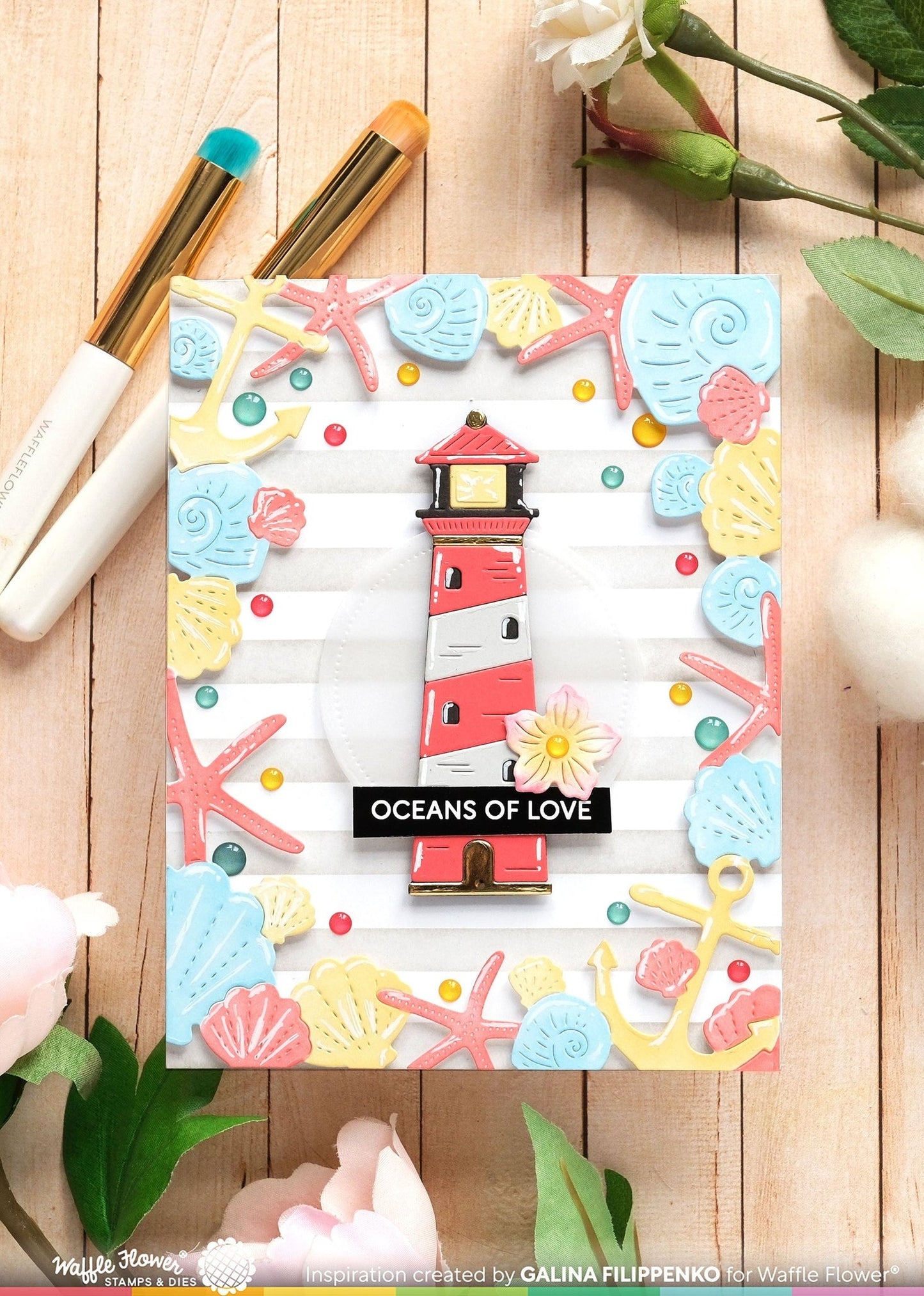 Lighthouse Dies