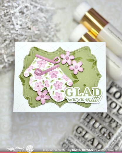 Nesting Piercing Fancy Labels Die 