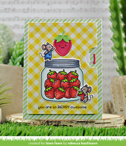 Reveal Wheel Strawberry Add-On Lawn Cuts